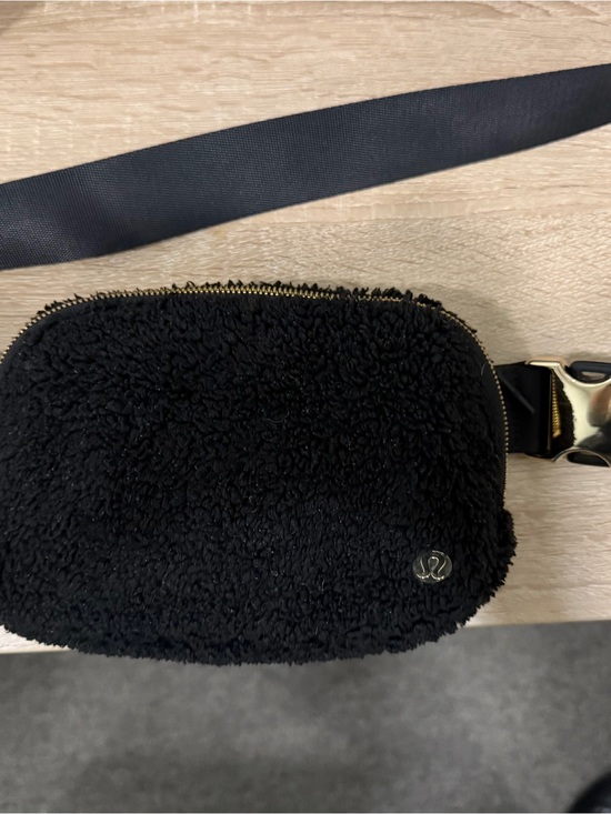 lululemon athletica Handbags - lululemon Black Sherpa Crossbody with Gold Zipper